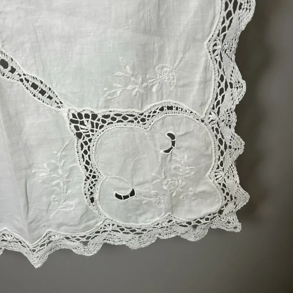Tablecloth Cottagecore Embroidered Floral Linen Square Scalloped Boho Heirloom
